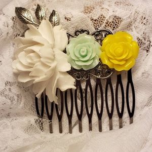 Brand New! Floral Bridal Hair Comb Prom Formal